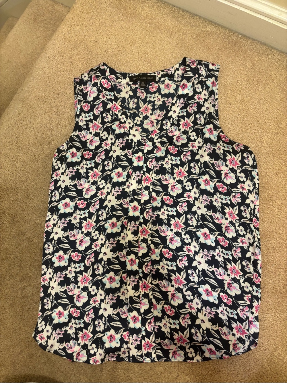 Banana Republic Navy Floral Sleeveless Camisole